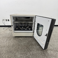 New Brunswick Innova 42 Incubator Shaker Series image 3